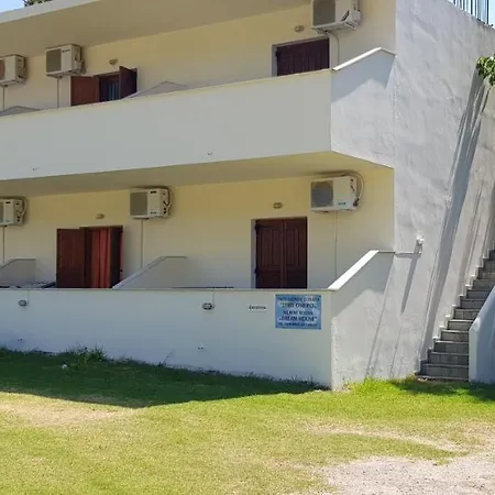 アパート Dream House