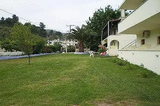 Dream House * أغيا باراسكيفي
